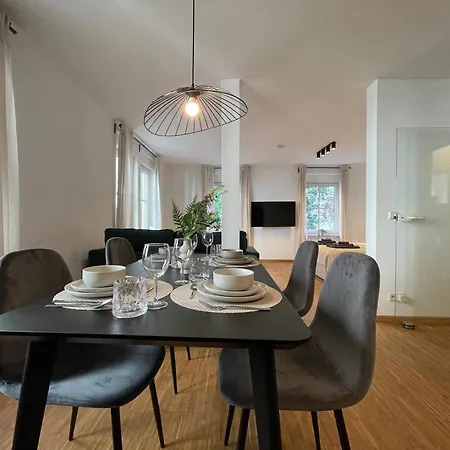 Zentrales Innenstadt Mit Garage Appartamento *