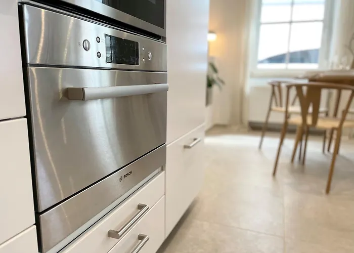 아파트 Zentrales Innenstadt Mit Garage *